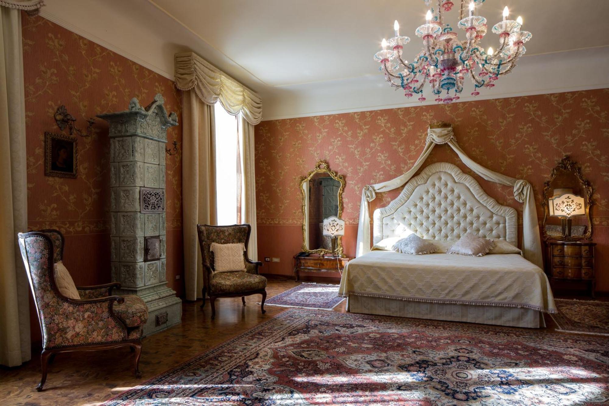 Отель Castello Di Spessa - Residenze D'Epoca Каприва-дель-Фриули Экстерьер фото
