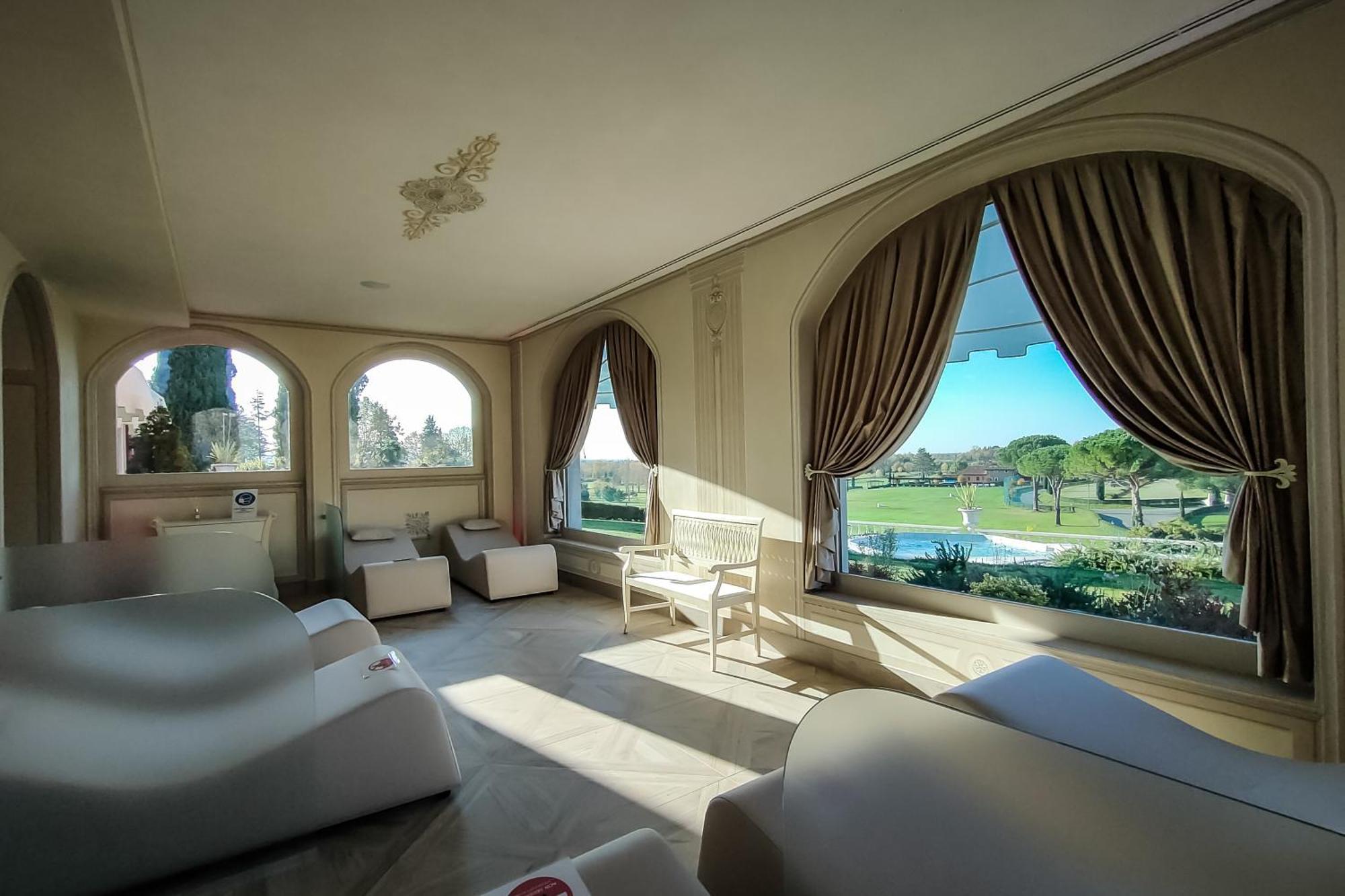 Отель Castello Di Spessa - Residenze D'Epoca Каприва-дель-Фриули Экстерьер фото