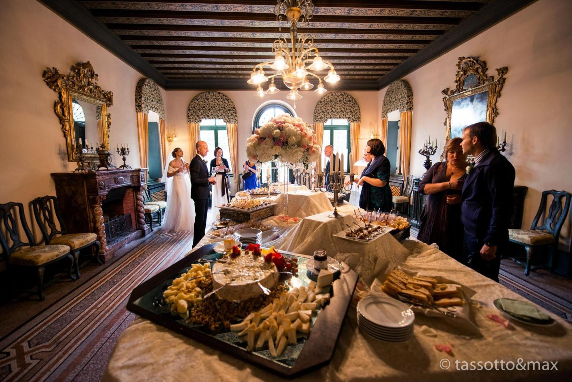 Отель Castello Di Spessa - Residenze D'Epoca Каприва-дель-Фриули Экстерьер фото